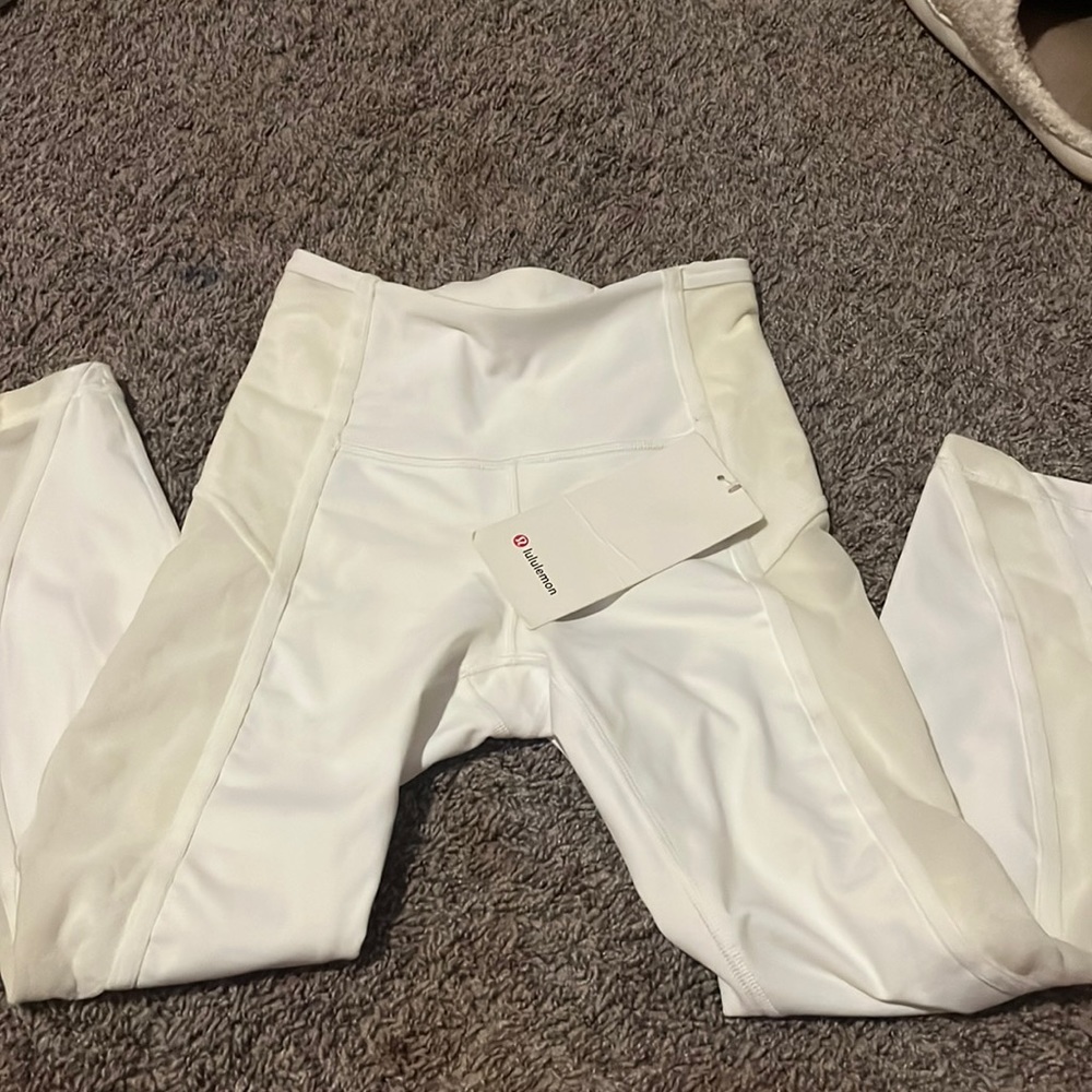 Lululemon wunder under HE crop leggings in white